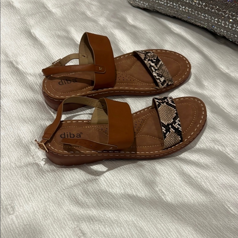 Diba Tan and Snake Print Comfort sole Soft walking Sandals NWOT